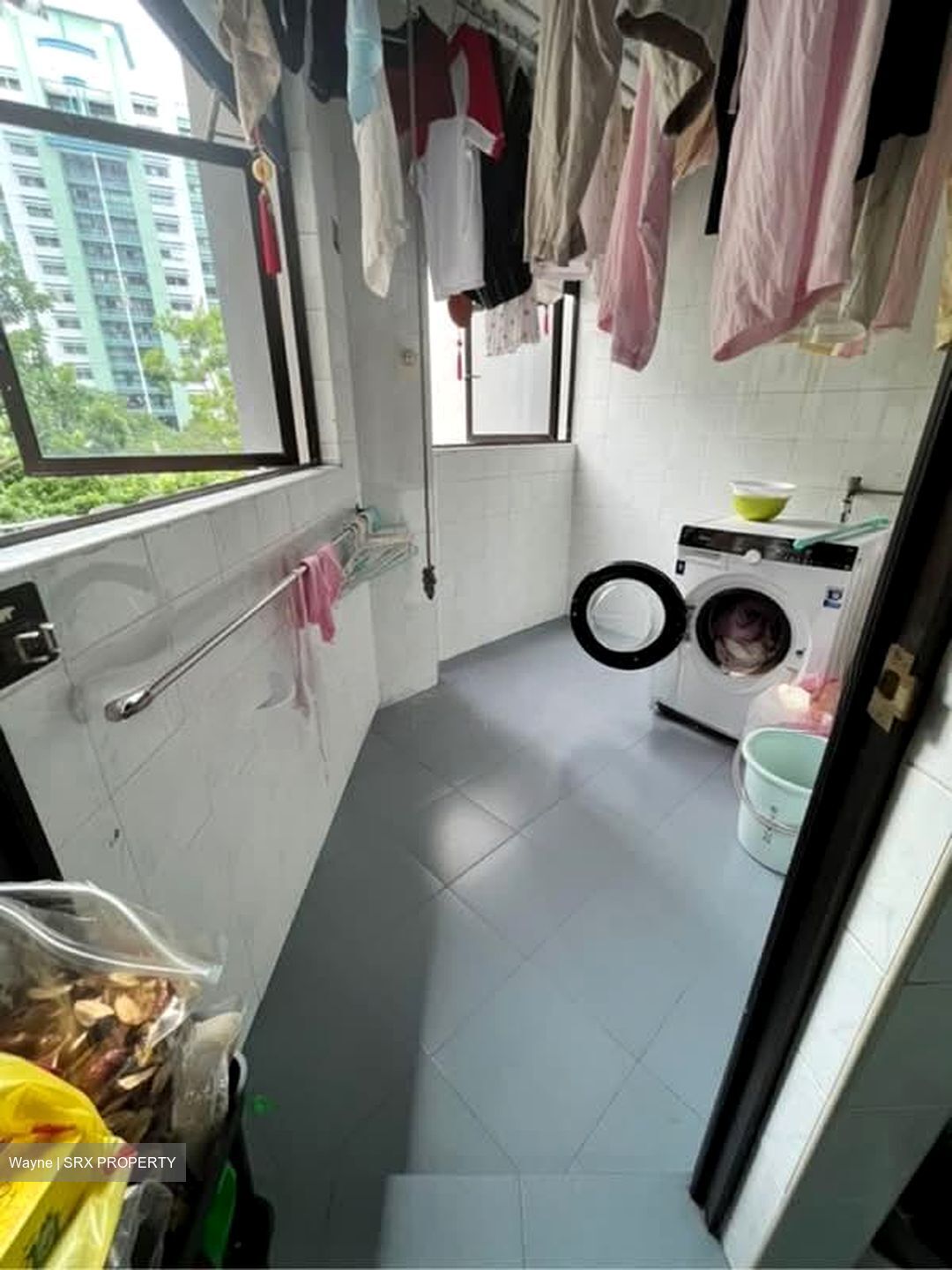 Sengkang East Way (Sengkang),  #559779691